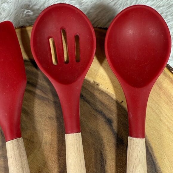 NWOT 4pc Red Silicone and Wood Cooking Utensils Spatulas and Spoons Set - Picture 3 of 11
